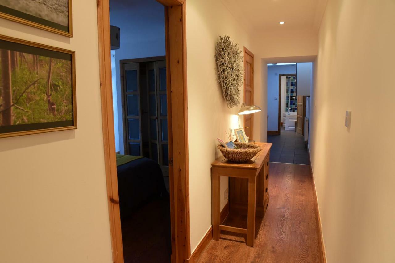 Dundas Flat, 1 Bedroom, 크리프 외부 사진